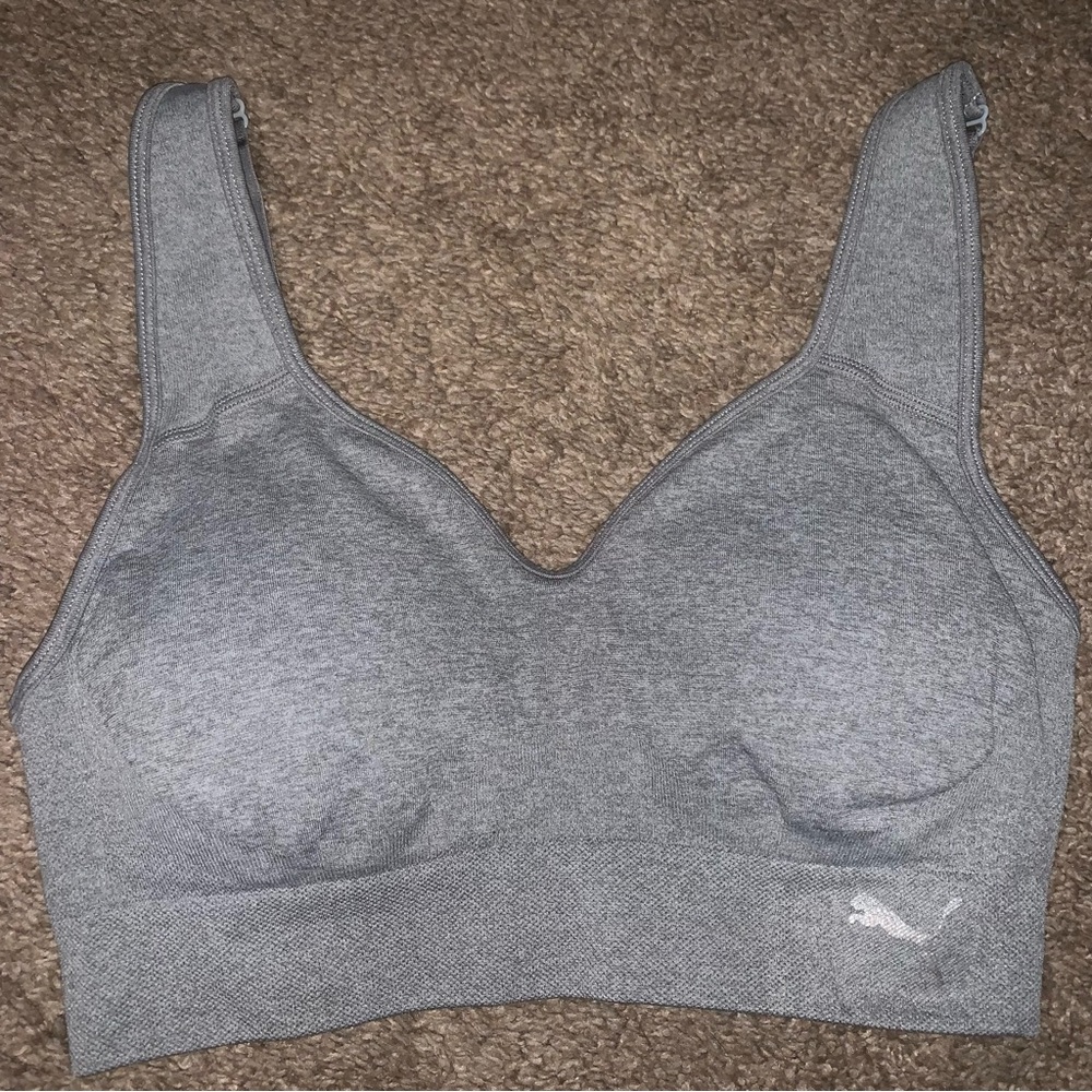 Puma Wireless Sports Bra Small